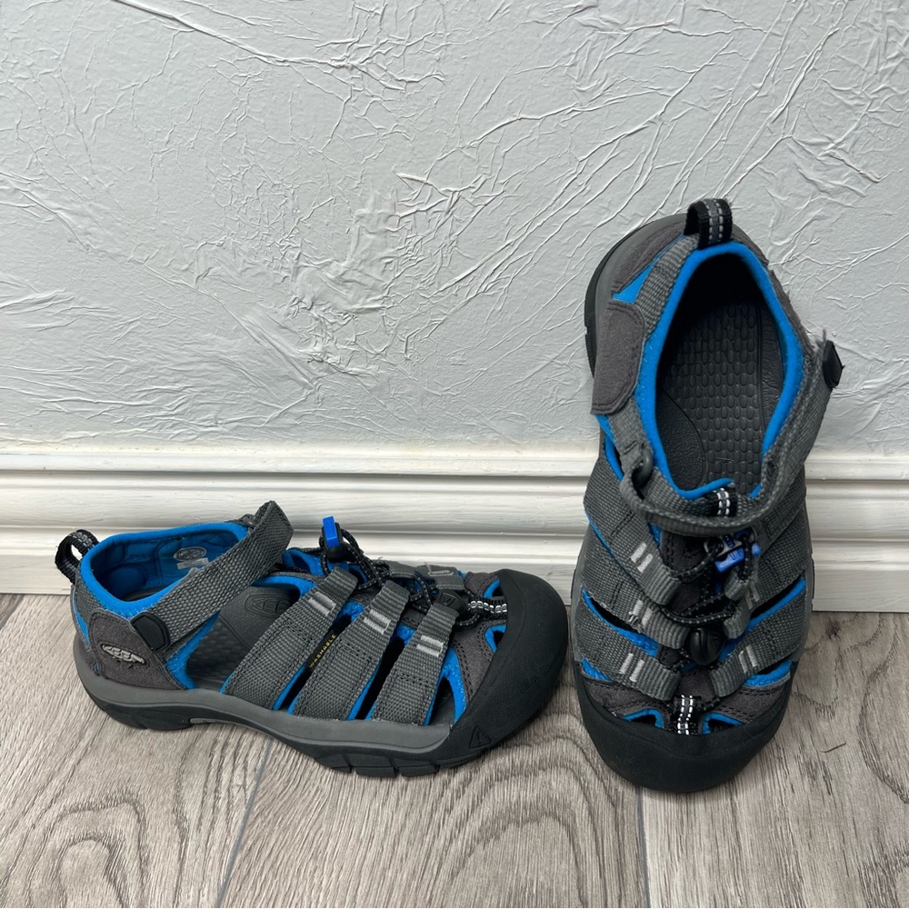 Keen kids little Newport H2 Size2 - Picture 6 of 9